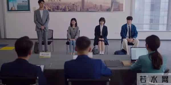 无戏可拍的“腿部男演员”,靠爆火短剧“翻身”?