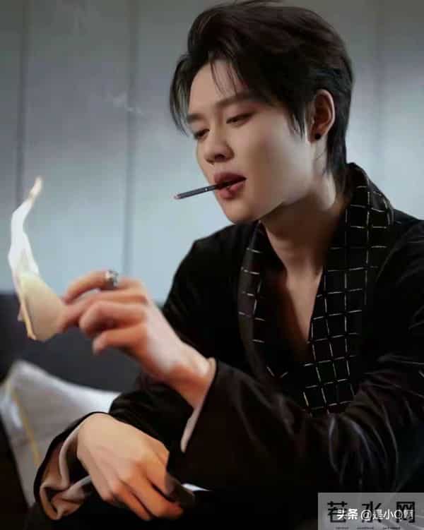 短剧女神岳雨婷塌房了？新剧抄袭泰腐，下架率100%！柯淳也遭殃！