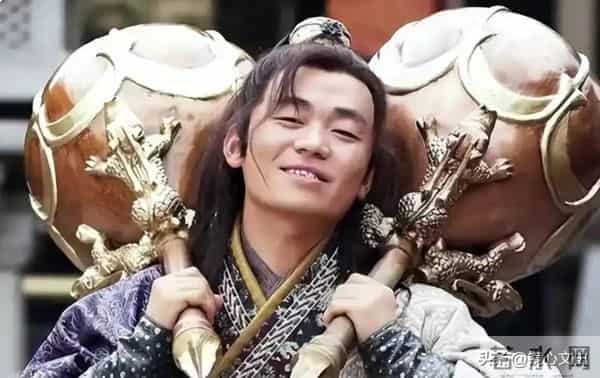 罗松被宇文成都秒杀，四绝之首就是个笑话，罗松仅略强罗成。