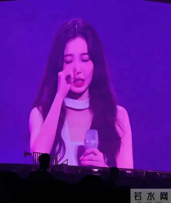 虞书欣《双轨》爱奇艺空降12月10号播出,深陷舆论的她能否翻身