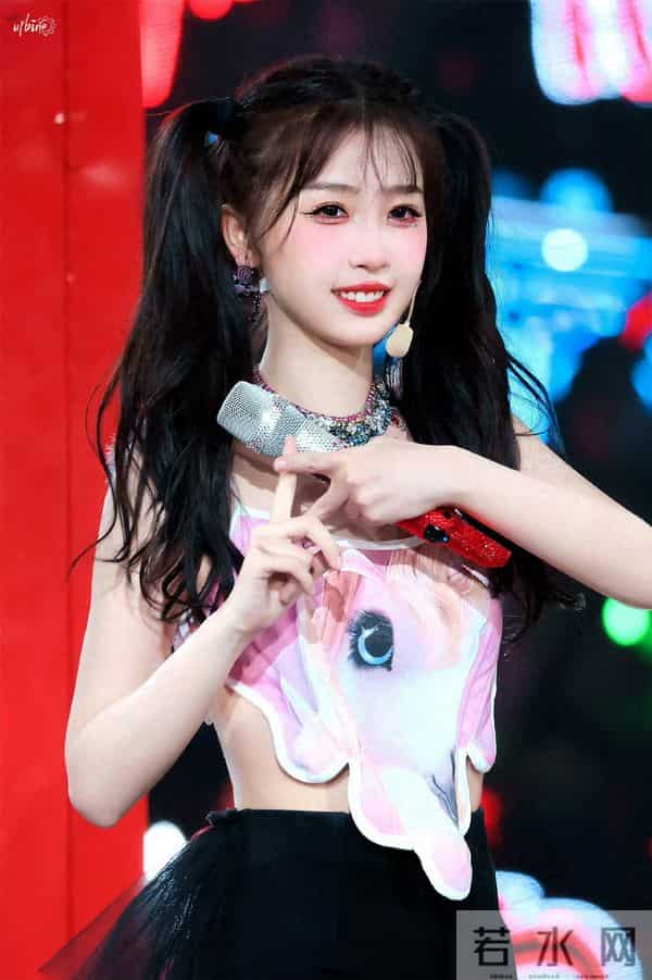 虞书欣《双轨》爱奇艺空降12月10号播出,深陷舆论的她能否翻身