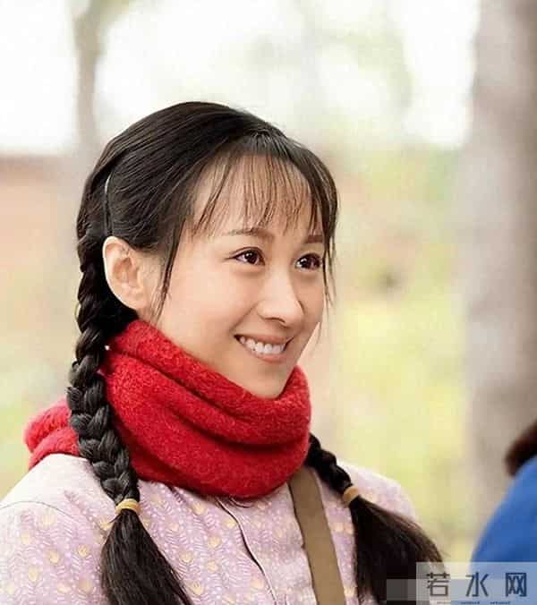 她不愿意被潜规则,演了50部戏却没人说的出她名字,42岁仍未婚