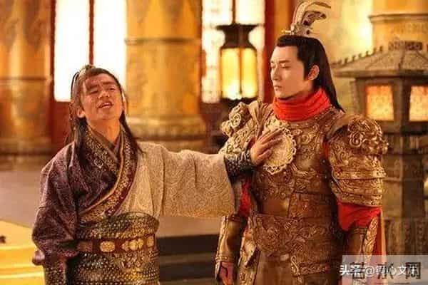 罗松被宇文成都秒杀，四绝之首就是个笑话，罗松仅略强罗成。