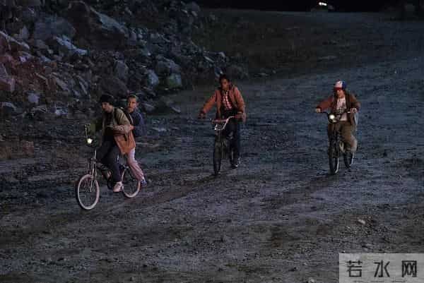 飙升9.6分,今年最顶的神剧来了,没有之一