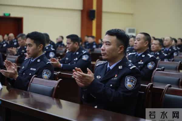 唯愿平安归来!《小马警官》点映在观山湖分局举行