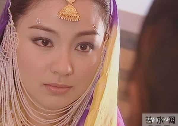 笑死！我们是长大不是瞎了，同一角色对比，来看审美降级有多严重