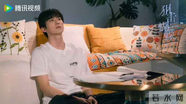 12月8日剧圈!9.4分黑马逆袭,顶流剧被骂,热度榜暗藏三大爆点