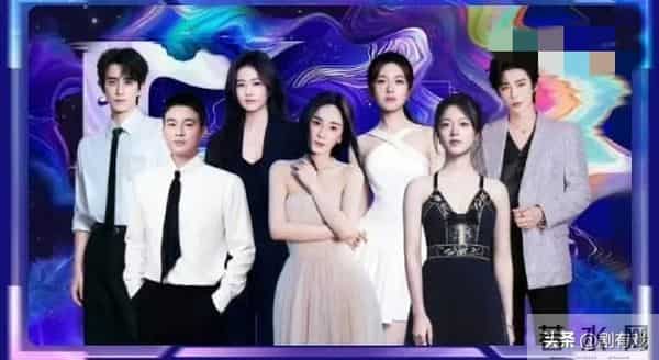 狙击蝴蝶成黑马,热度反超《大生意人》,《风与潮》登央视有深意