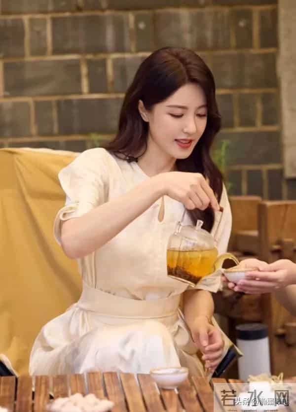 曾黎的菜园与荣耀：一位49岁女演员的“非标准”人生答卷