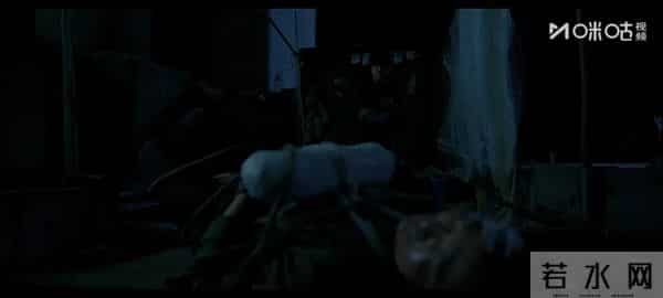 《运钞大劫案》,有头发的包贝尔又来了,这次角色更丰富。