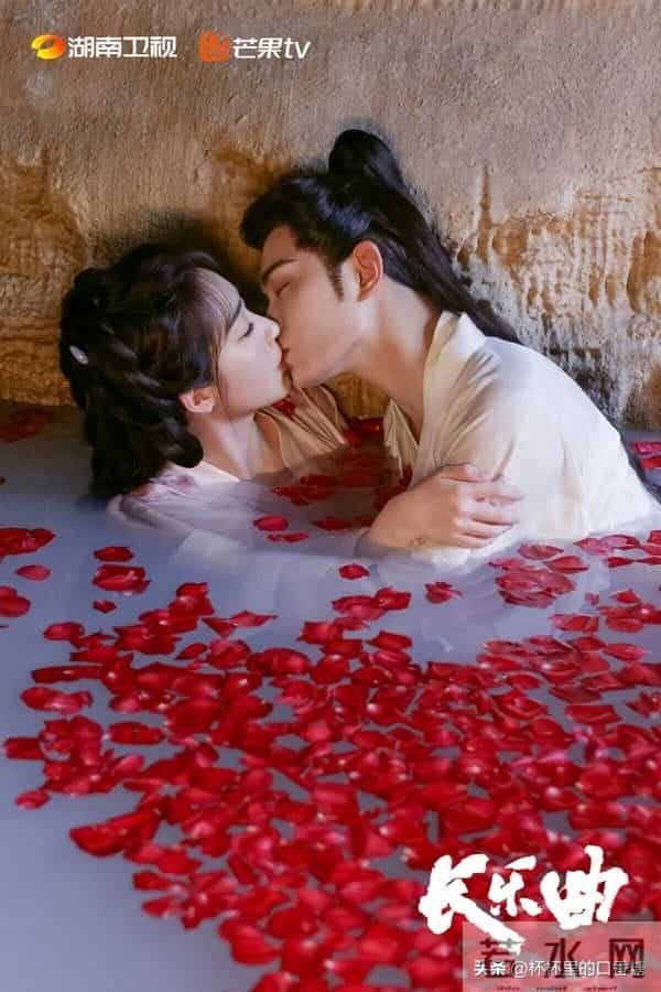 10部容易错过剧！ 不输《狙击蝴蝶》！ 这部8.5分神剧一面倒零负评