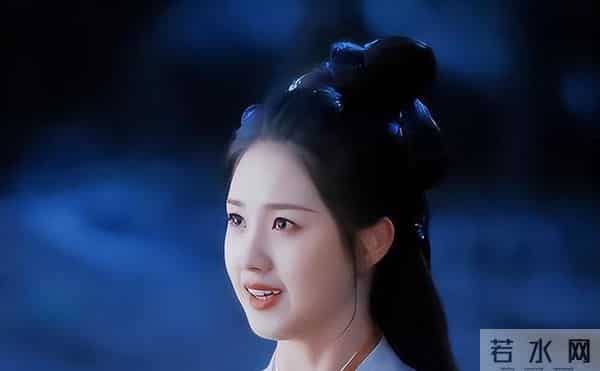 刘诗诗也不会想到,曾在她身边演丫鬟的女孩,在另一个赛道成顶流