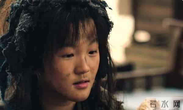 杨志刚儿子进入娱乐圈的条件太好了,就是可惜长相费点劲,长残了