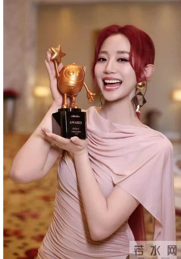 人人都能拿奖的尖叫之夜 唐诡主演却坐了一晚上冷板凳 内娱真的完了