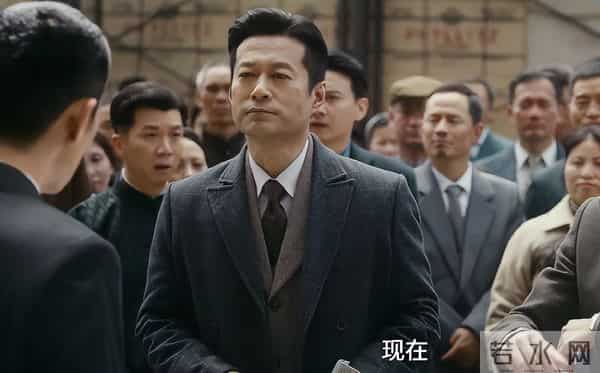 央视《风与潮》全国收视第二,连追3集,我想说:这年代大剧要爆