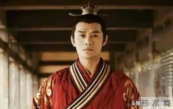 《琅琊榜》梁帝含泪下跪，梅长苏理都没理：舅舅心最终没硬过外甥