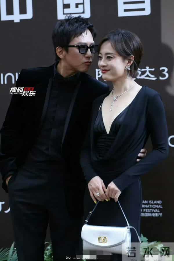 阿凡达3首映礼,邓超孙俪牵手红毯超哥偷亲娘娘,章子怡雍容华贵