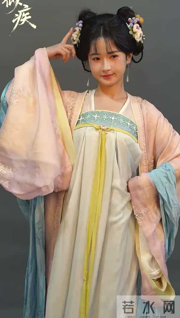 300万预约.何健麒《君心似疾》短剧王炸双向救赎+电影质感熬夜追