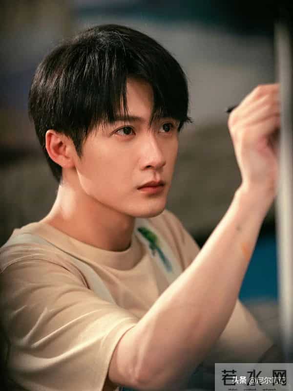 即将来袭！犯罪悬疑片《空枪》官宣，看完阵容后我想说：这片要爆