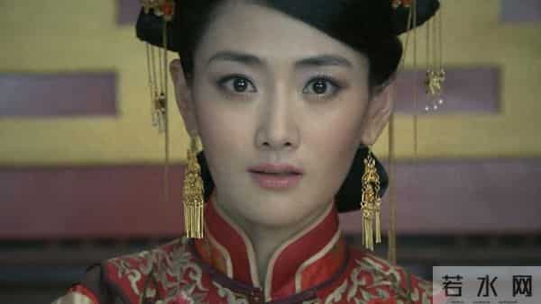 难怪她甩个帕子都那么好看,原来是学了七年的刀马旦!