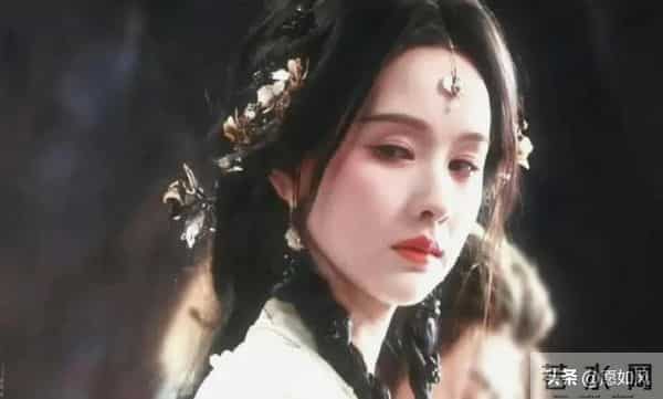 《月鳞绮纪》即将播出：陈都灵鞠婧祎美貌大赏，清冷和明媚的角逐