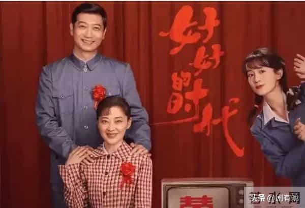 狙击蝴蝶成黑马,热度反超《大生意人》,《风与潮》登央视有深意