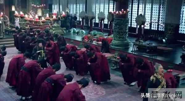 《琅琊榜》梁帝含泪下跪,梅长苏理都没理:舅舅心最终没硬过外甥