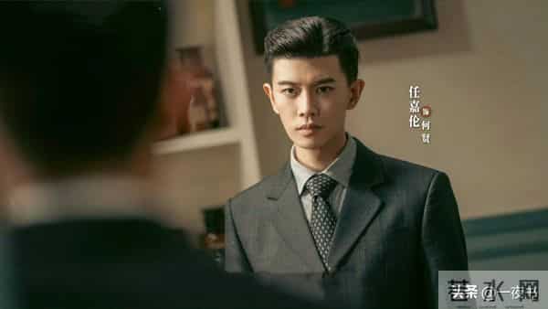 《风与潮》首播:躲过35岁的蓝盈盈、36岁任嘉伦,被37岁李纯惊艳