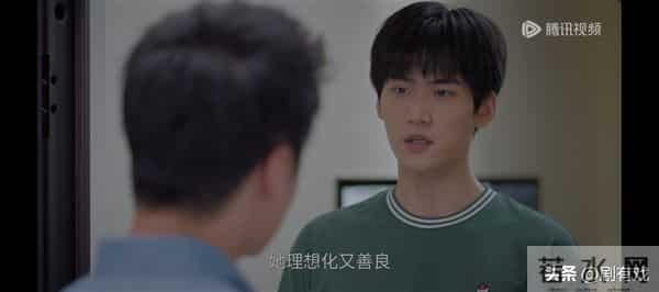 狙击蝴蝶成黑马,热度反超《大生意人》,《风与潮》登央视有深意