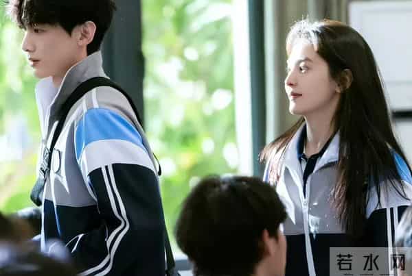 尴尬油腻、粗制滥造、穿帮离谱,2025这“四大烂剧”演都不演了!