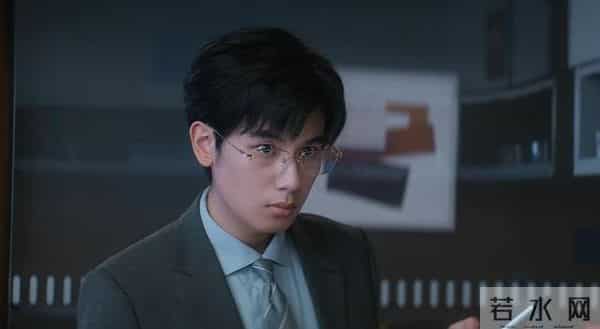 央视剧《即刻上场》首播口碑出炉，观众评价一针见血，又假又装