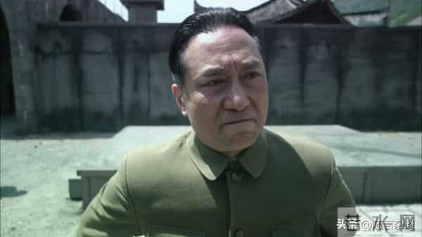 文艺品评｜重庆迷雾，“鬼子六”双面人生：《风筝》剧情概览上