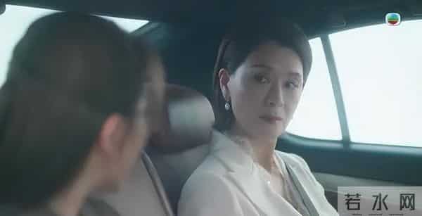 60岁女星时隔7年回巢再拍TVB剧,气场强大碾压全场,获视后赞好有型