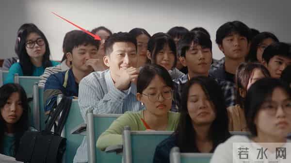 《超感迷宫》首播，一个挤眉弄眼，一个梗脖子，不会演就别演了！