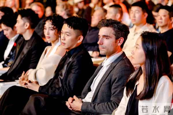 第七届海南岛国际电影节闭幕!金椰奖全名单→