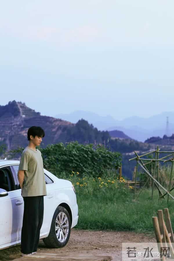 “背德+纯爱”,《狙击蝴蝶》在现偶剧赛道引发“蝴蝶效应” - 剧读