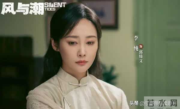 《风与潮》何贤大结局：75岁逝世，被小行星命名，其子成首任特首