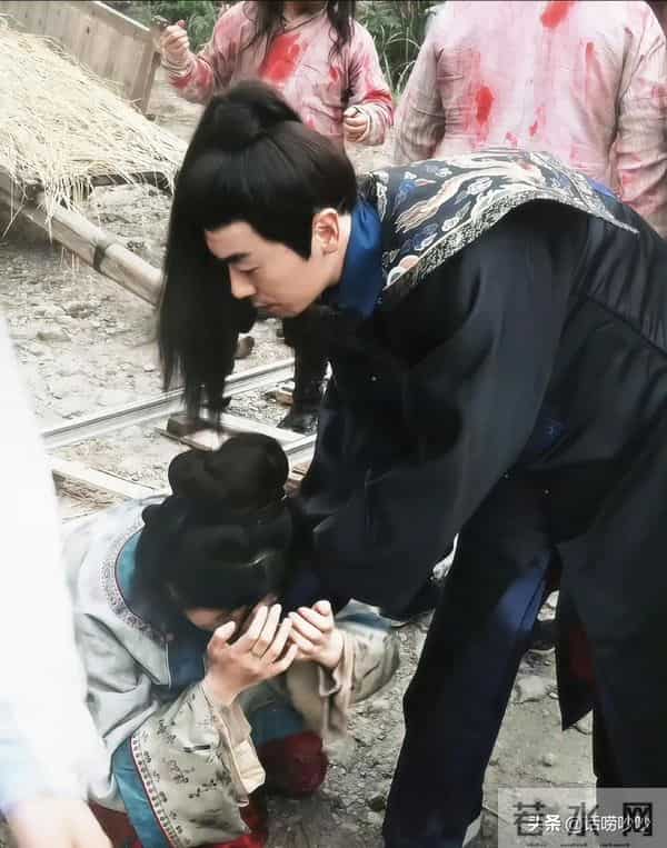 离婚后彻底放飞!陈妍希新剧爱上小20岁小鲜肉 陈晓大男主被抢风头