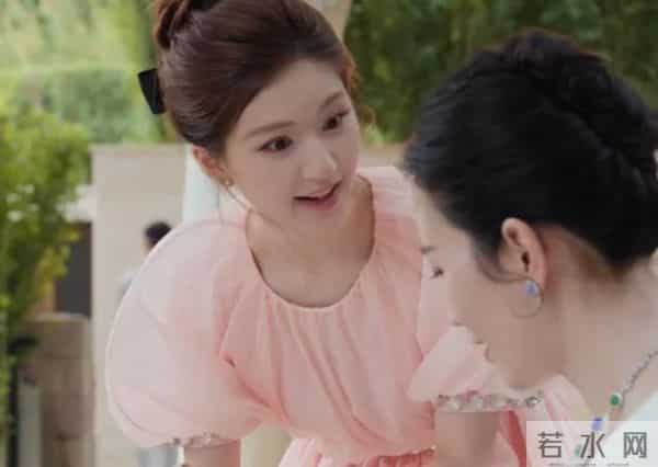 演什么都苦相，还爱撅着一张嘴！原来童瑶才是被高估的演技派