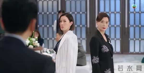 60岁女星时隔7年回巢再拍TVB剧,气场强大碾压全场,获视后赞好有型