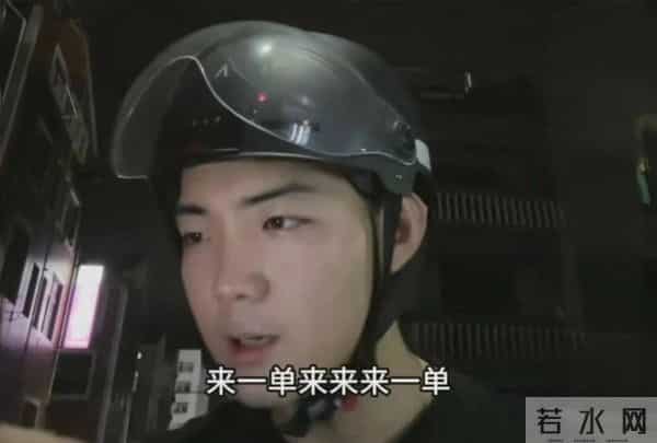 无戏可拍的“腿部男演员”,靠爆火短剧“翻身”?