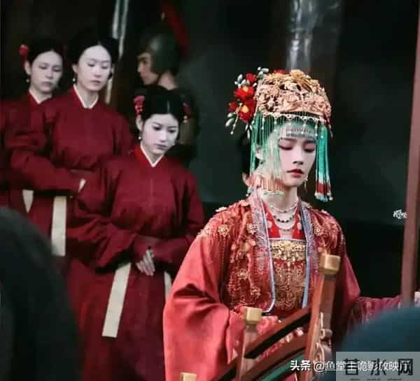 宋祖儿演“姥姥”,陈瑶纸扎妆!新版《聊斋》把中式恐怖玩明白了