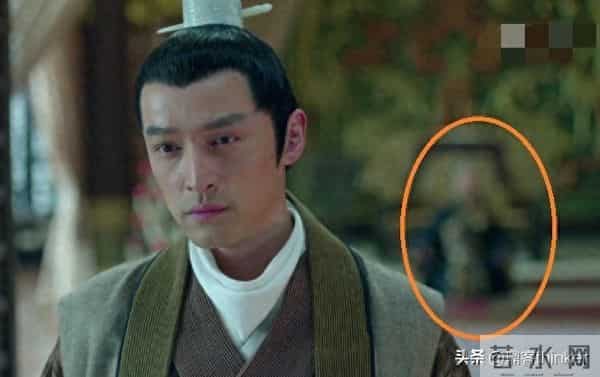 《琅琊榜》梁帝含泪下跪,梅长苏理都没理:舅舅心最终没硬过外甥