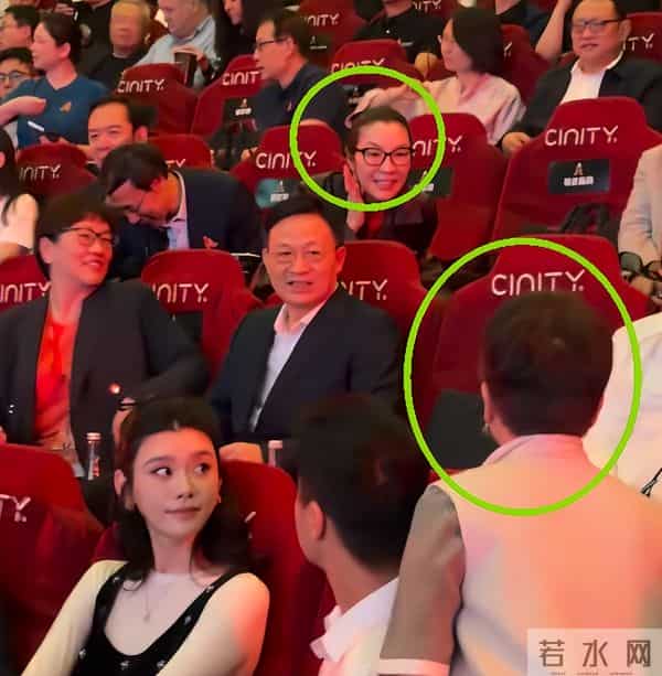 三亚偶遇明星,章子怡一脸褶,四太梁安琪好时髦,奚梦瑶夫妇也在