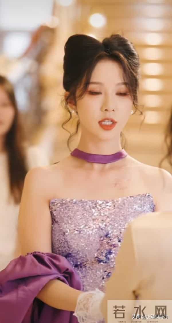 12月8日上新7部各有爆点的新作，居然有1部喜剧类冲进榜4，太好磕