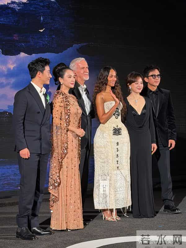 《阿凡达：火与烬》在三亚举办中国首映礼