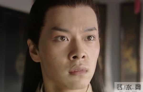 笑死！我们是长大不是瞎了，同一角色对比，来看审美降级有多严重