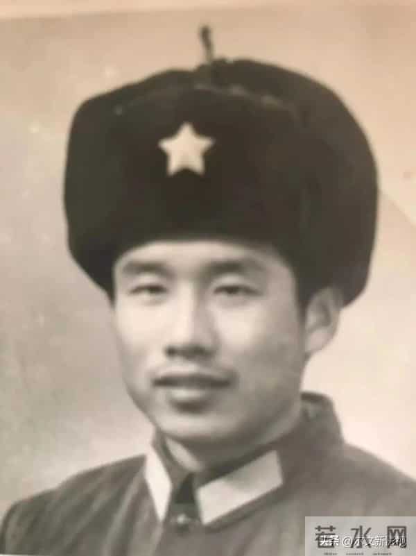 《大生意人》:“双料影帝”甘作绿叶,刘佩琦用100+配角成就自我