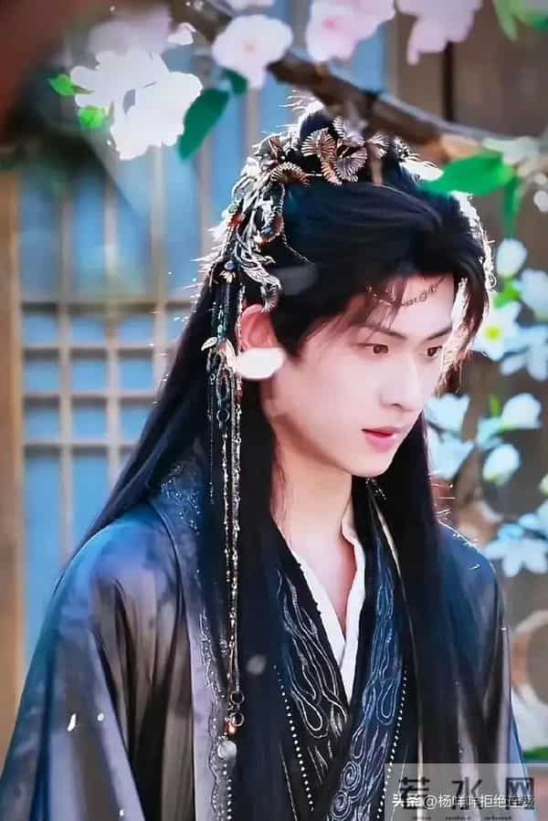 12月9日杀疯了陈添祥黄浩雯的新剧上新简直是神仙打架，不看血亏