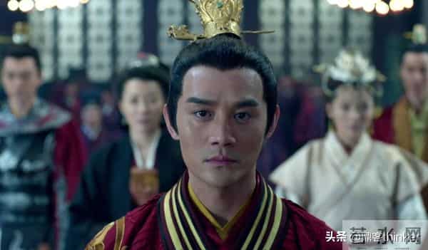 《琅琊榜》梁帝含泪下跪，梅长苏理都没理：舅舅心最终没硬过外甥